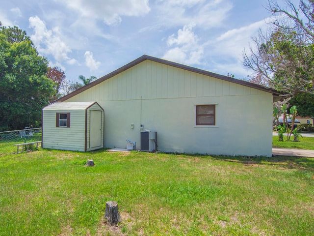 4065 46th Lane, Vero Beach, FL 32967