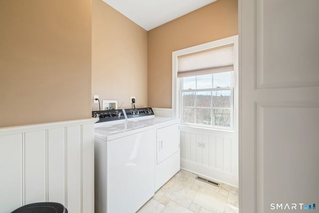 79 Joshua Town Road, Waterbury, CT 06708