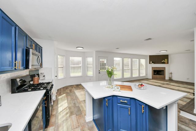 322 Burris Park Drive, Spring, TX 77373