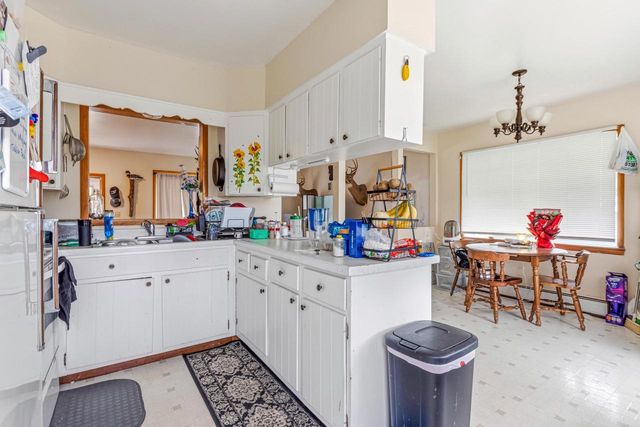 406 Amey Drive, Baraboo, WI 53913