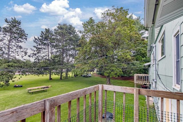 406 Amey Drive, Baraboo, WI 53913