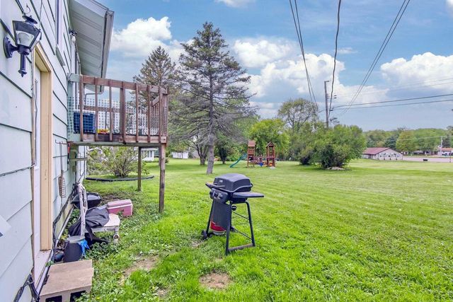 406 Amey Drive, Baraboo, WI 53913