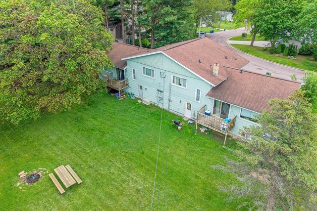 406 Amey Drive, Baraboo, WI 53913