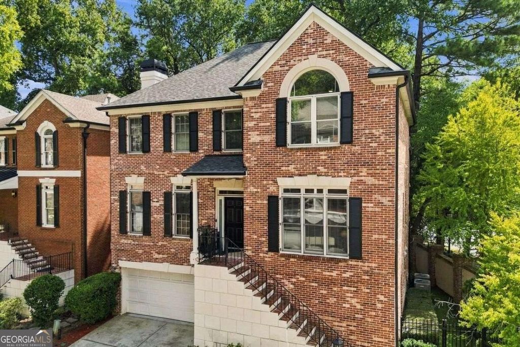 1121 Ashton Bluff Drive NE, Atlanta, GA 30319 — photo 2