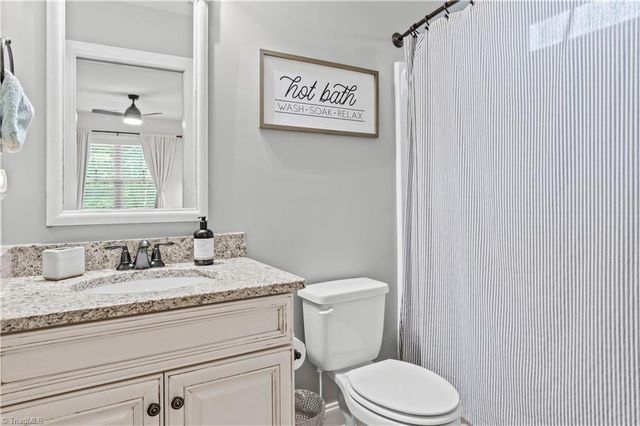 128 Meadow Brook Court, Advance, NC 27006