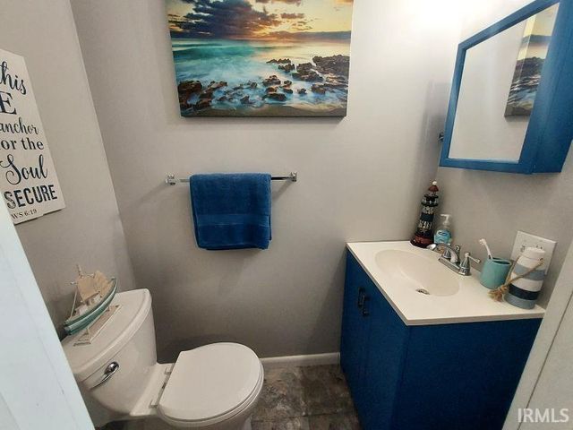 510 W Middleton Drive, Orleans, IN 47452