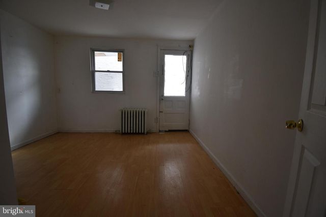 1303 S 8TH ST, Philadelphia, PA 19147