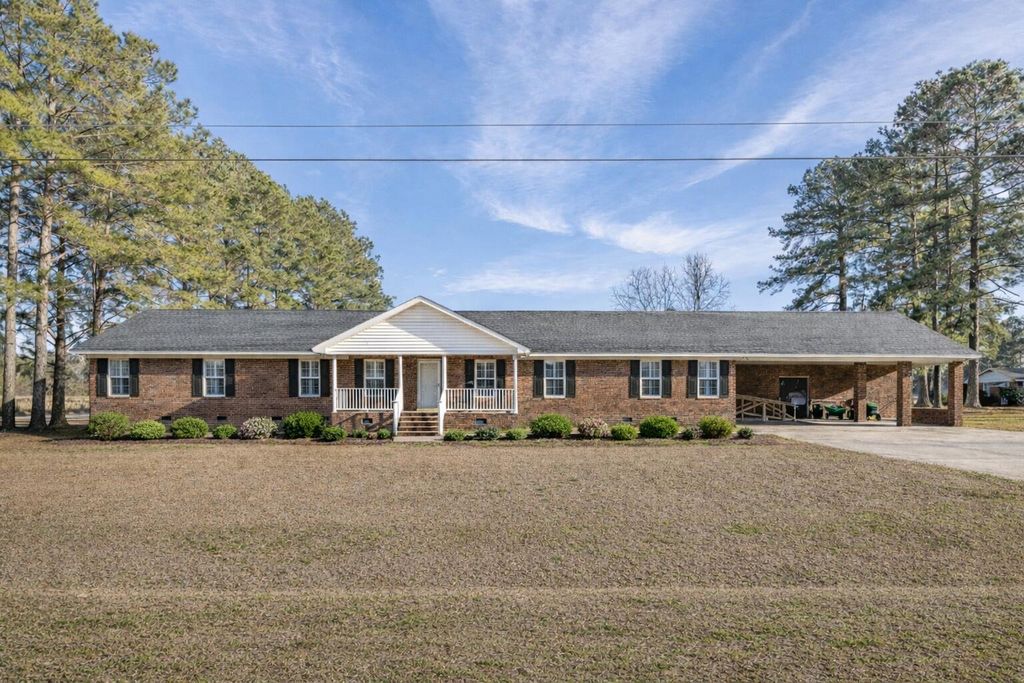 Image 2 of property listing at 993 Pickett Level Road, Elloree, SC 29047