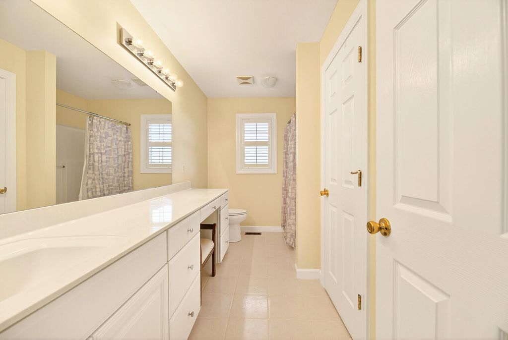 Image 31 of property listing at 993 Pickett Level Road, Elloree, SC 29047