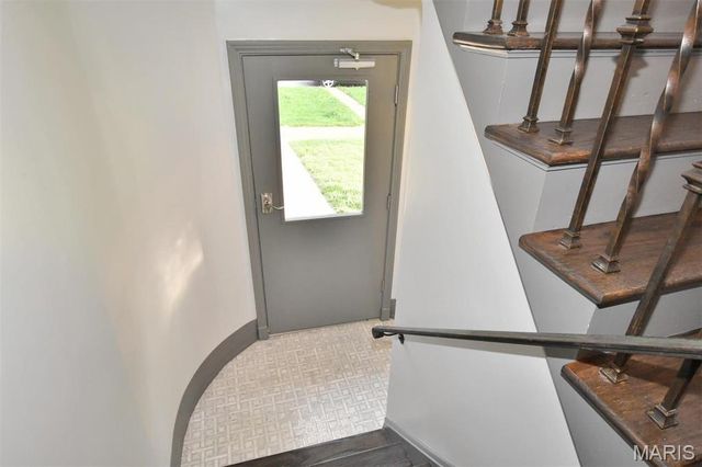 6625 Alamo, Clayton, MO 63105