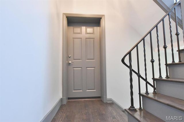 6625 Alamo, Clayton, MO 63105