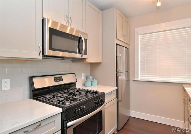 6625 Alamo, Clayton, MO 63105