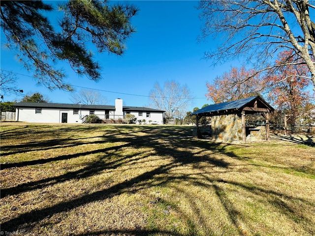 4800 Cade Road, Climax, NC 27233