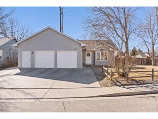 998 S Edinburgh Dr, Loveland, CO 80537