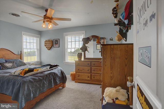 1430 LONGS RD, Carlisle, PA 17013