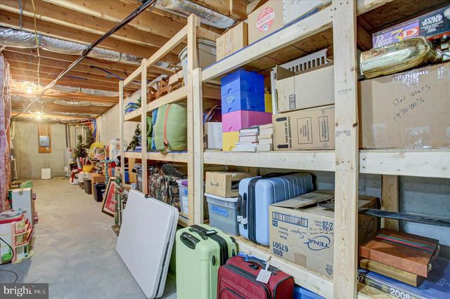 1430 LONGS RD, Carlisle, PA 17013