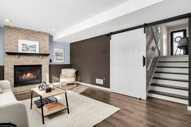 13715 59th Place N, Plymouth, MN 55446