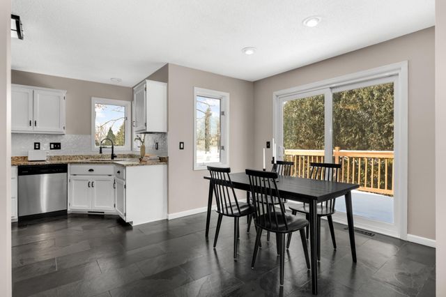 13715 59th Place N, Plymouth, MN 55446