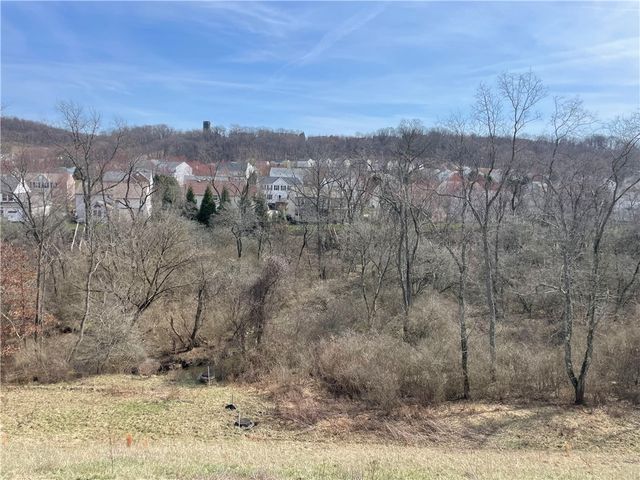 410 Scharberry Ln, Mars Boro, PA 16046