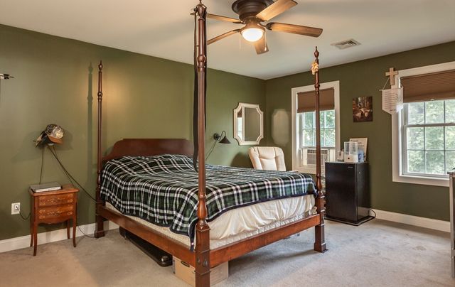 590 Front St, Marion, MA 02738