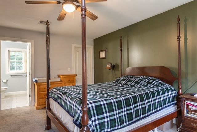 590 Front St, Marion, MA 02738