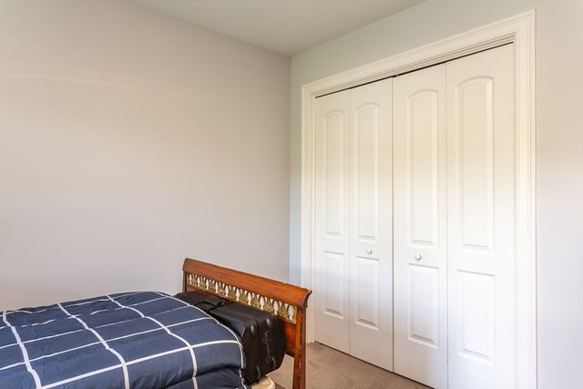 590 Front St, Marion, MA 02738