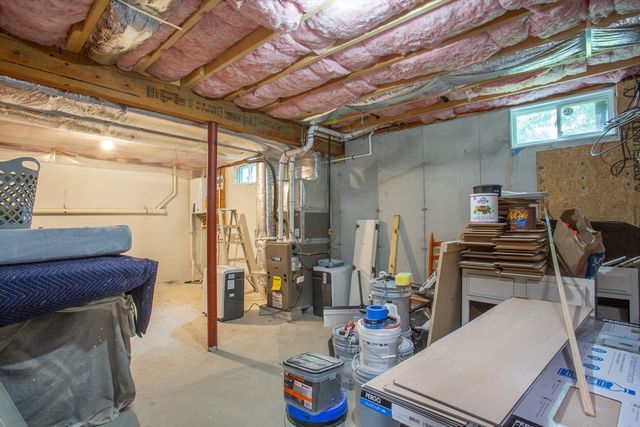 590 Front St, Marion, MA 02738