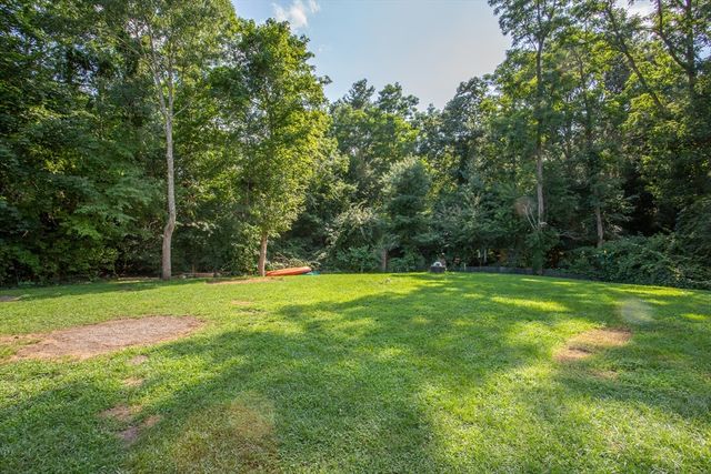 590 Front St, Marion, MA 02738