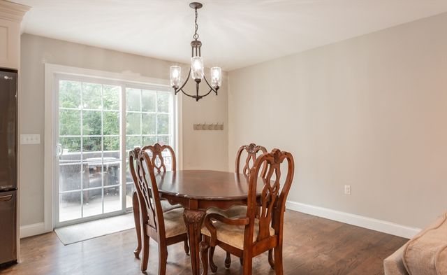590 Front St, Marion, MA 02738