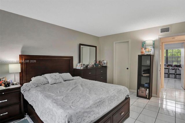 10540 SW 154th 7 7, Miami, FL 33196