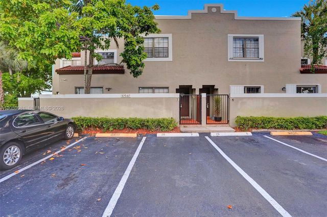 10540 SW 154th 7 7, Miami, FL 33196