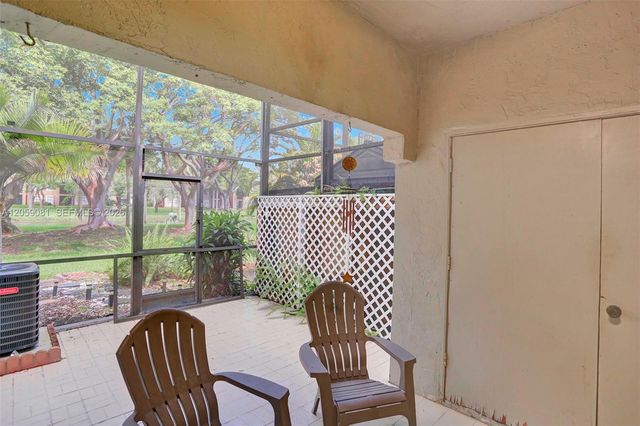 10540 SW 154th 7 7, Miami, FL 33196