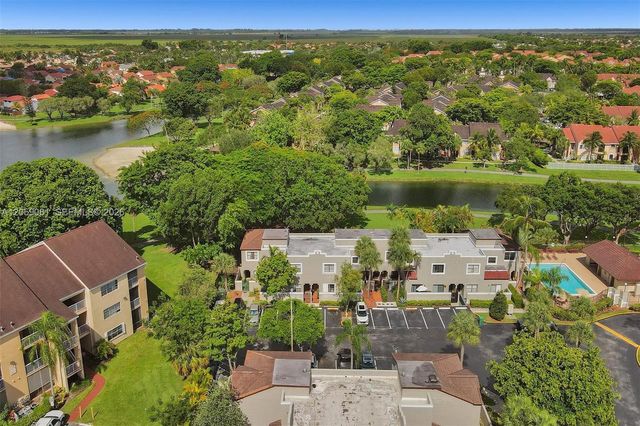 10540 SW 154th 7 7, Miami, FL 33196