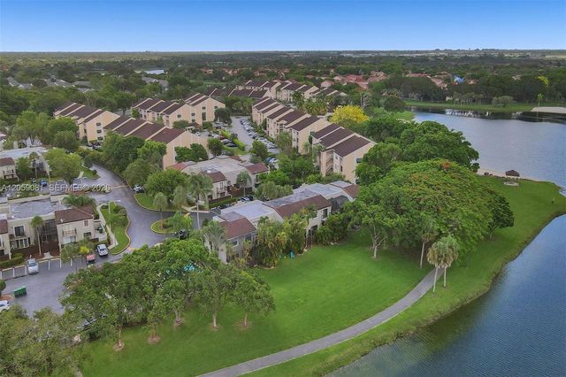 10540 SW 154th 7 7, Miami, FL 33196