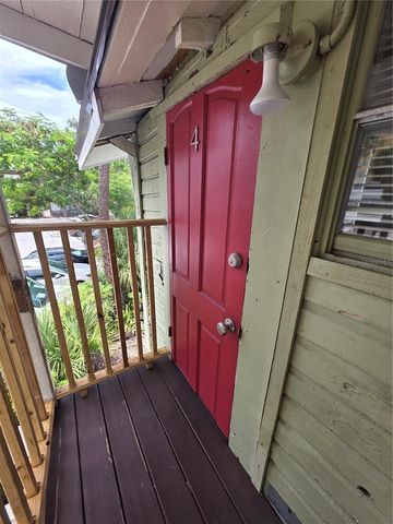 212 W BEACH PLACE 4, Tampa, FL 33606