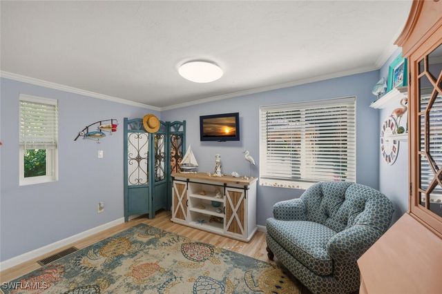 542 Charlemagne BLVD, Naples, FL 34112