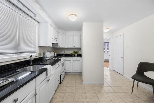 66 Gordon St, Somerville, MA 02144