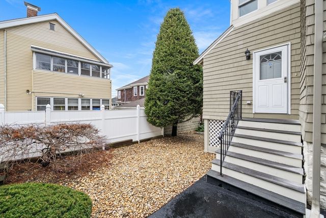 66 Gordon St, Somerville, MA 02144