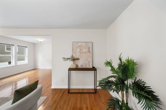 66 Gordon St, Somerville, MA 02144