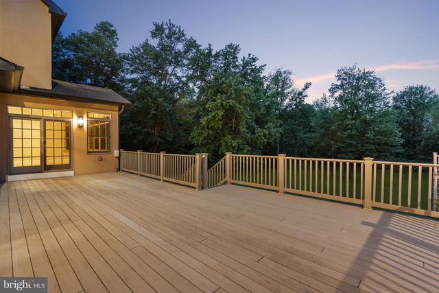 102 PICKWICK DR, Doylestown, PA 18901