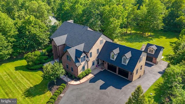 102 PICKWICK DR, Doylestown, PA 18901