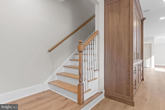 102 PICKWICK DR, Doylestown, PA 18901