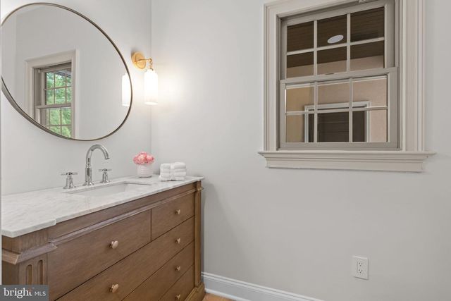 102 PICKWICK DR, Doylestown, PA 18901