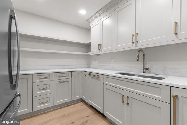 102 PICKWICK DR, Doylestown, PA 18901