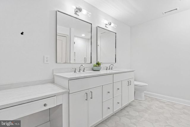 102 PICKWICK DR, Doylestown, PA 18901