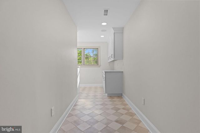 102 PICKWICK DR, Doylestown, PA 18901