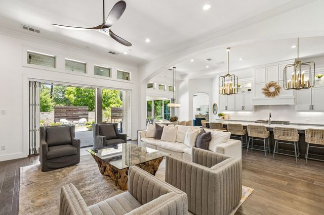 321 Woodsong Way, Southlake, TX 76092