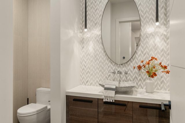 5331 Barton Rd, Loomis, CA 95650