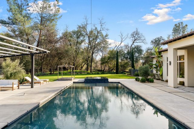 5331 Barton Rd, Loomis, CA 95650