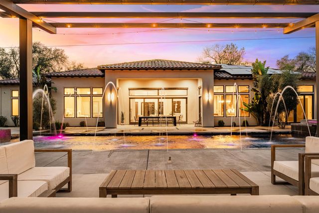 5331 Barton Rd, Loomis, CA 95650